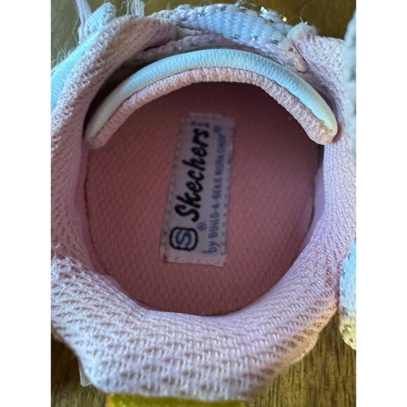 Build-A-Bear Skechers Pink & White Lace-Up Sneakers with Flower Charm - Picture 4 of 6